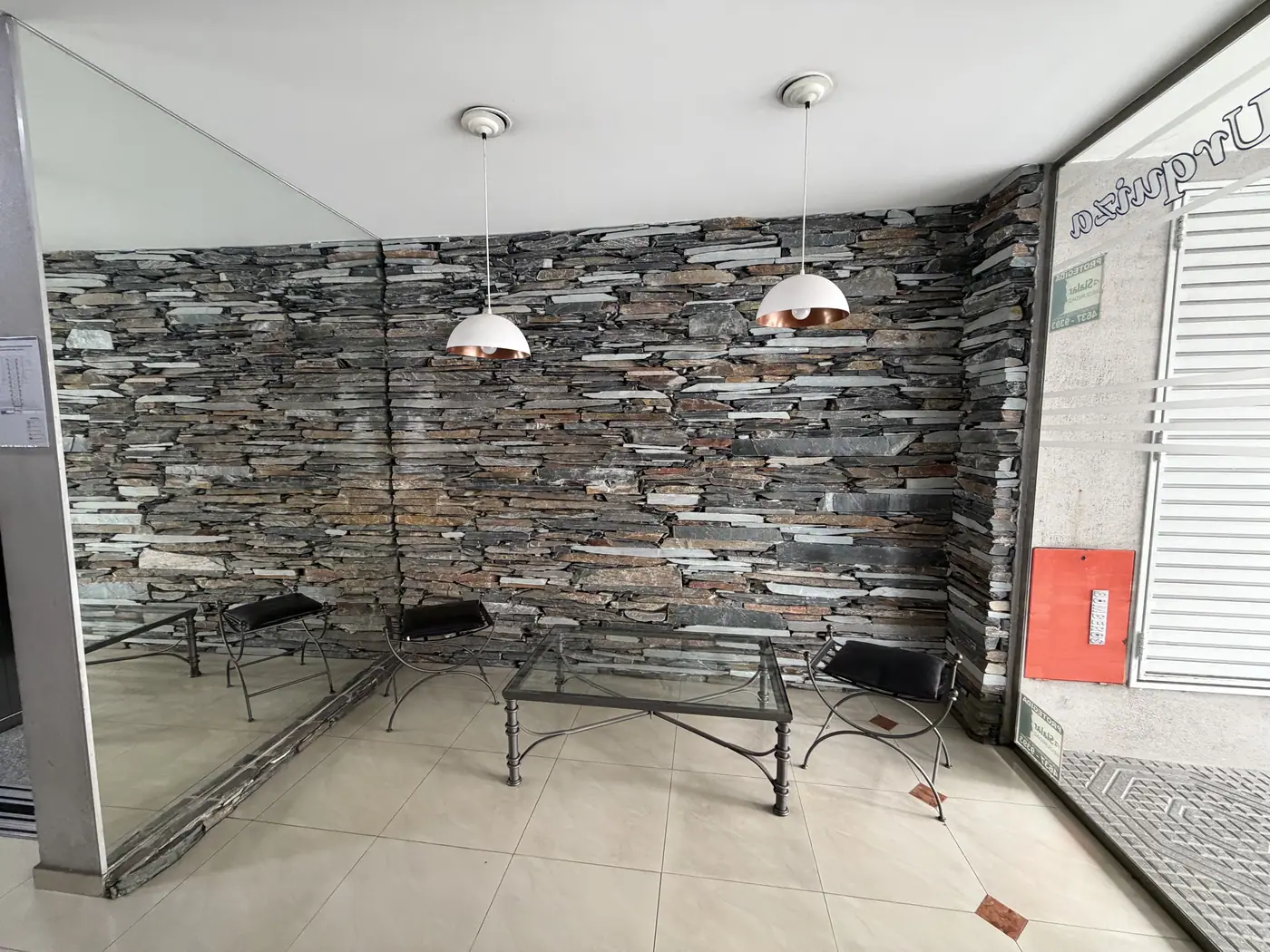 Triplex de 4 ambientes con terraza y cochera doble, foto 4