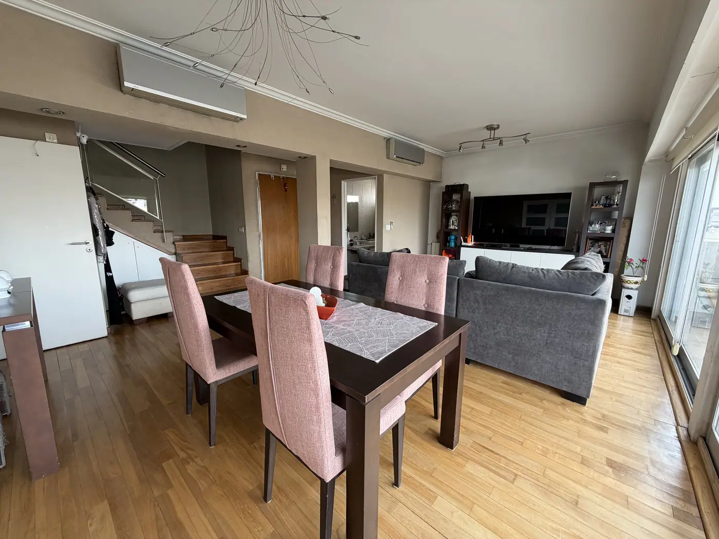 Triplex de 4 ambientes con terraza y cochera doble, foto 9